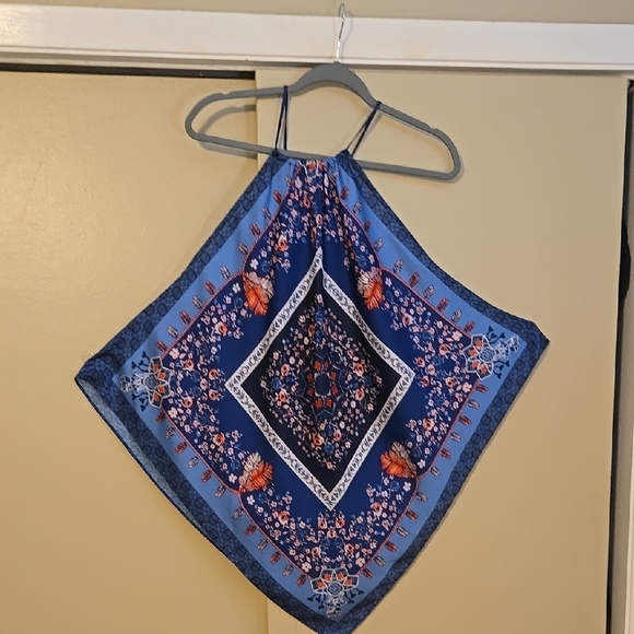 Skies Are Blue Floral Women's Handkerchief Top SIZE S/M - Picture 3 of 6